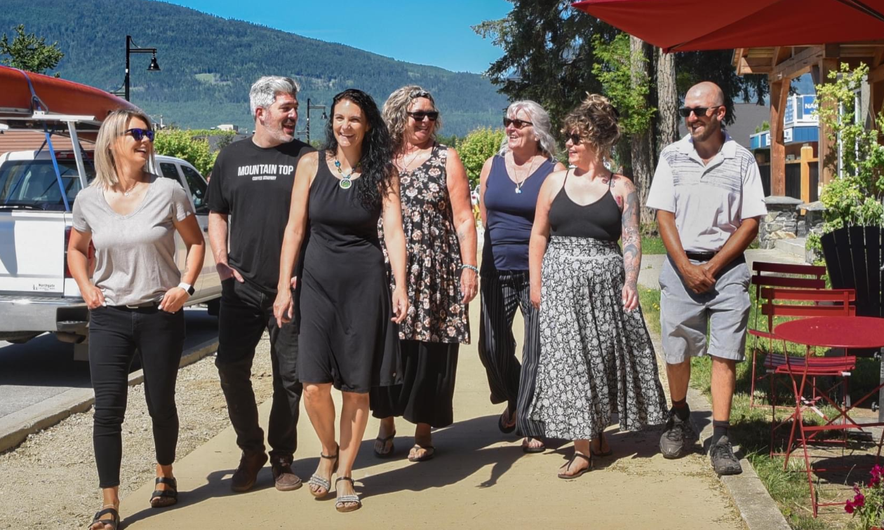 (L to R) Courtney Edwards, David Dudar, Tina Knooihuizen, Dolly Edwards, Sandra Dempsey-Koch, Chelsea Potter, Chris Galea. 