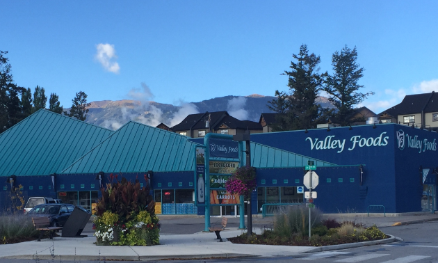 AG Valley Foods is a large blue building