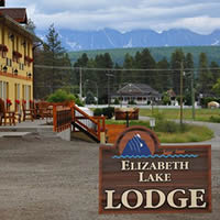 Cranbrook's Elizabeth Lake Lodge exterior view