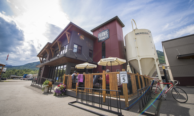 Fernie Brewing Company occupies an attractive, two-storey purpose-built facility at 26 Manitou Road in Fernie, B.C.