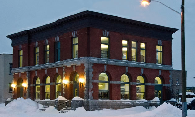 The outside of the Fernie Public Library in winter. 