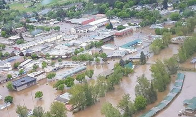 Aerial view of the recent Grand Forks flooding. 