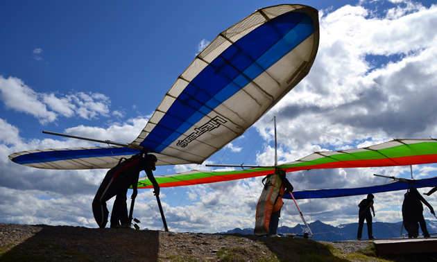 Foot-launch pilots prepare to fly from Mount 7 near Golden, B.C.