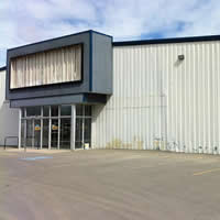 Exterior photo of the Hoeschmans newly aquired warehouse building