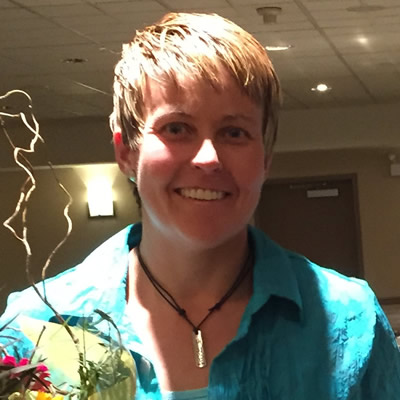 Jakki Van Hemert (L) of Trail, B.C. received a 2015 Influential Women in Business (West Kootenay) Award from Kootenay Business magazine.