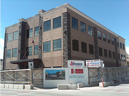 Photo of Creston building under construction