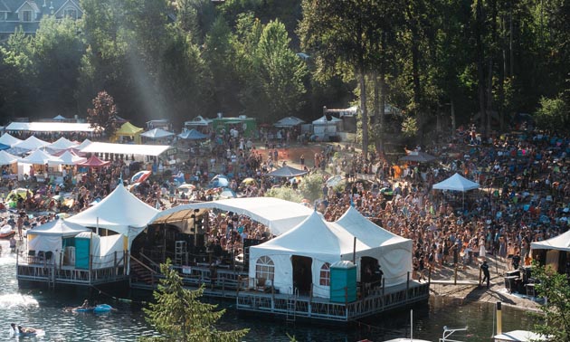 Floating stage and crowd at the Kaslo Jazz Etc. Festival. 