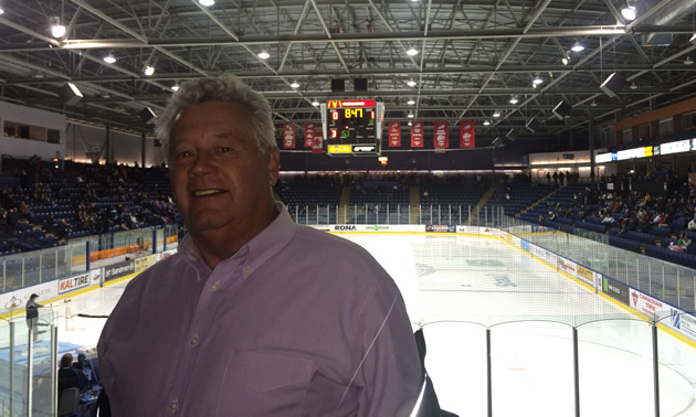 Cranbrook's mayor, Lee Pratt, is an enthusiastic hockey fan.