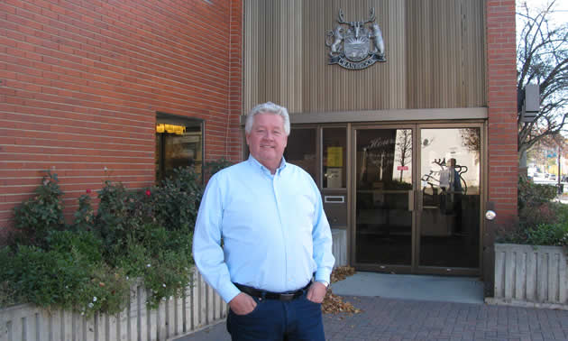 Cranbrook's mayor, Lee Pratt, outside city hall in October 2018, at the beginning of his second term in office