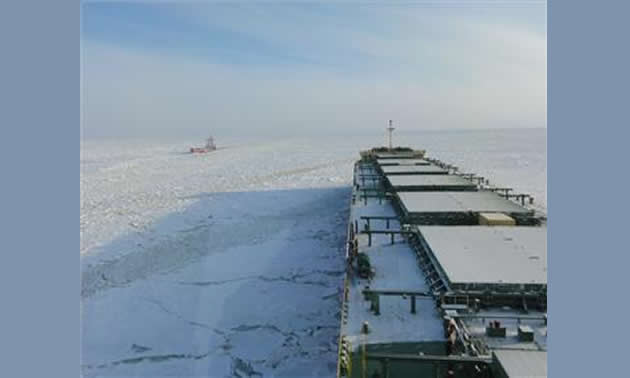 Photo of Nordic Orion bulk carrier traversing through the Northwest Passage