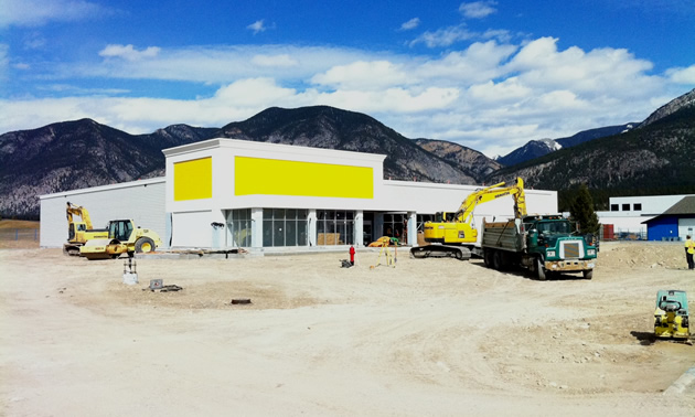 No Frill grocery store in Invermere nearing construction completion