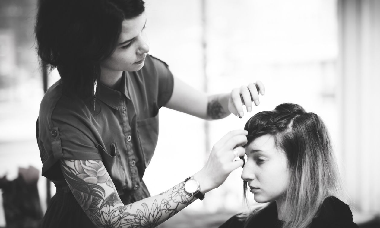 Sara Sansom doing a lady's hair