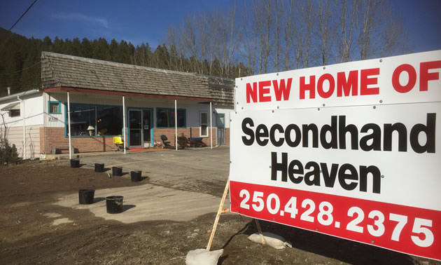 Sign advertising Secondhand Heaven's new location in Creston. 