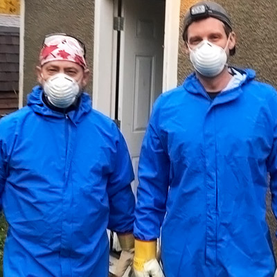 Dan Innis (left) and Ben Brown, owners of Selkirk Pest Control. 