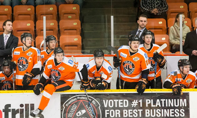 It's starting to look like hockey - Trail Smoke Eaters