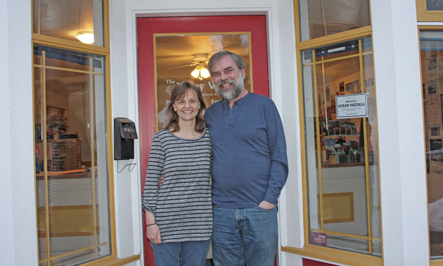 Jan McMurray and Dan Nicholson standing in front of the Valley Voice building. 