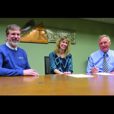 As pictured l-r:  College of the Rockies’ Dean of Business and University Studies, Darrell Bethune;  Jane Raycraft, Instructor, Capilano University School of Tourism Management and School of Business; and College of the Rockies President and CEO David Walls. 