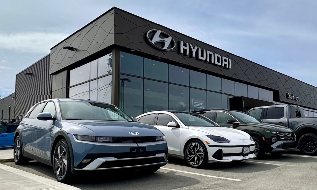 Cars in front of the Cranbrook Hyundai dealership