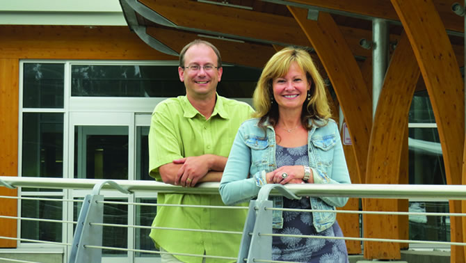 Picture of Doris Silva, new Director of Student Affairs and Jason Colombo, new Registrar and Manager of Institutional Research. 