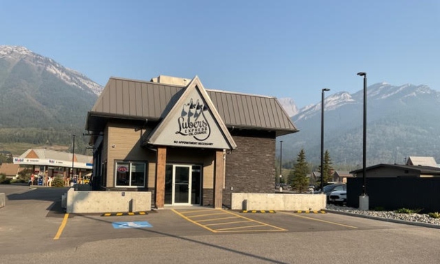 Lubers Express exterior