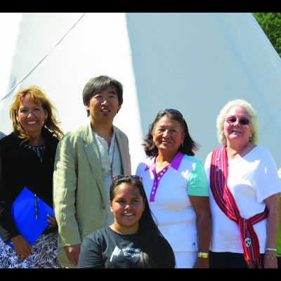 (l-r) Shuswap Band Chief Barb Cote, College of the Rockies Vice-President, Academic and Applied Research Stan Chung, Ktunaxa Nation Council Chair Kathryn Teneese, Métis Nation British Columbia’s Regional Director for the Kootenays, Marilynn Taylor and Morganna Eugene from the Ktunaxa Nation (front) celebrate the signing of the Indigenous Education Protocol.