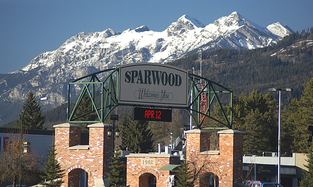 sign at the entrance to Sparwood