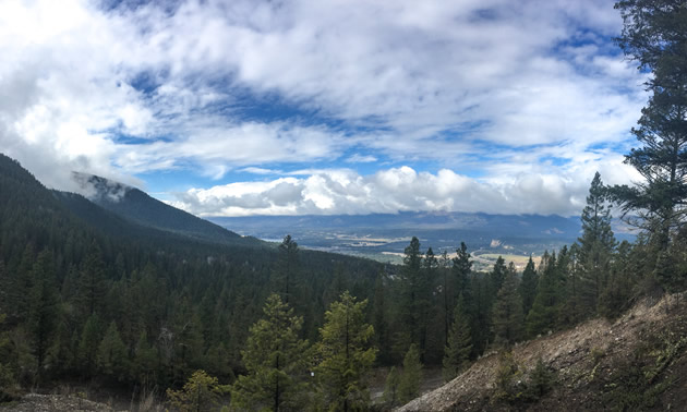 Get ready to capture the breathtaking scenery of Columbia Valley on the upcoming Mineral Mountain Ziplines at Fairmont Hot Springs Resort.